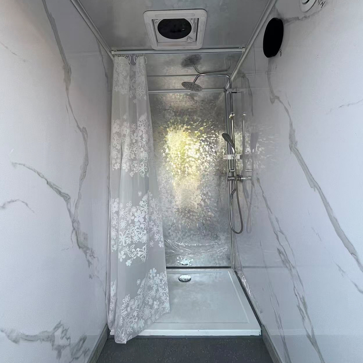 Portable Steel Mobile Bathroom - Outdoor Camping Venues 评论和价格